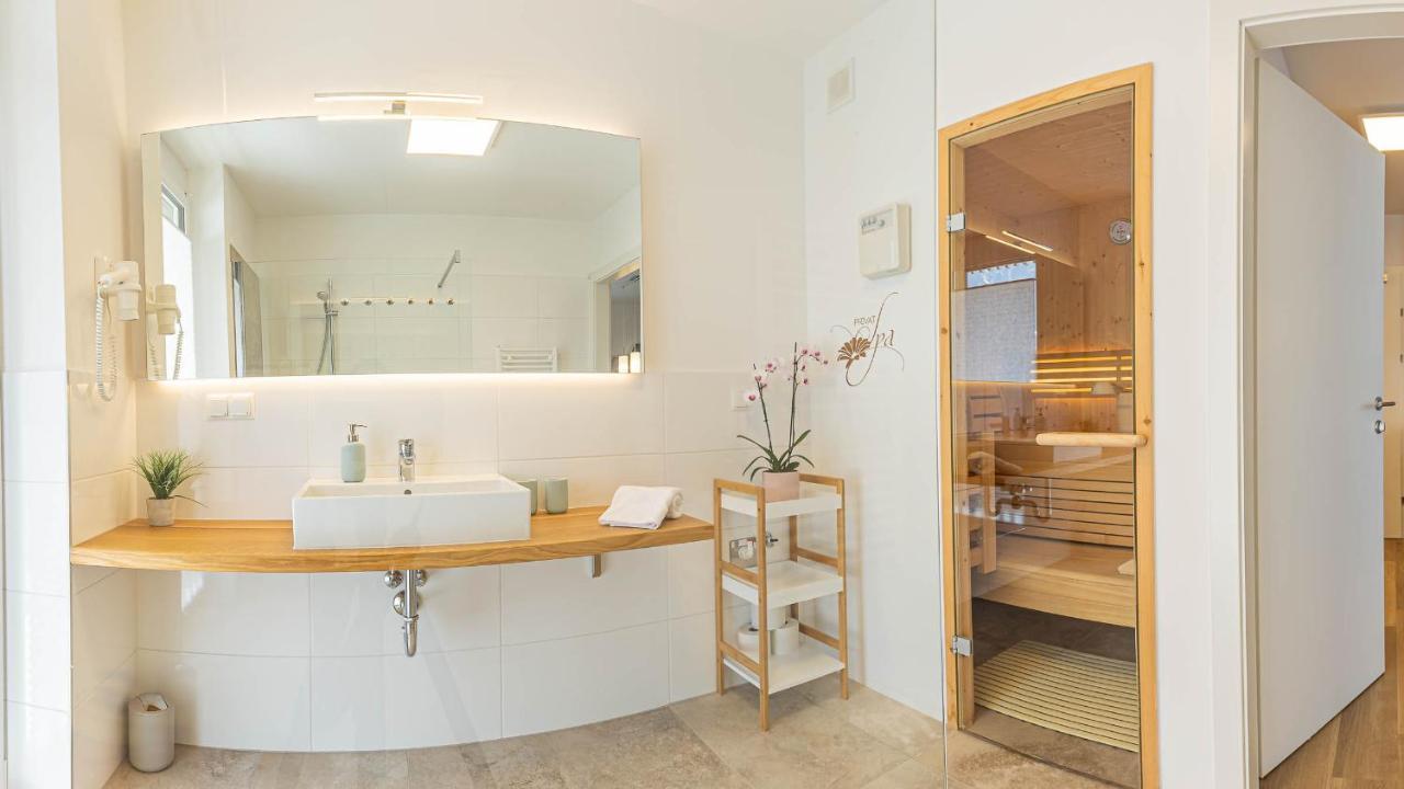 Alpine Appartement Top 3 By Aa Holiday Homes Tauplitz Bagian luar foto